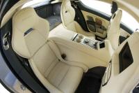 Interieur_Aston-Martin-Rapide-2010_30
                                                        width=