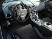 Interieur_Aston-Martin-V12-Vantage_35
