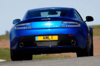 Exterieur_Aston-Martin-V8-Vantage-S_16
                                                        width=