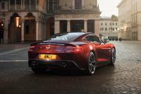 Exterieur_Aston-Martin-Vanquish_0
                                                        width=