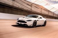 Exterieur_Aston-Martin-Vantage-AMR_12