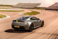 Exterieur_Aston-Martin-Vantage-AMR_5
                                                        width=