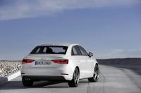 Exterieur_Audi-A3-Berline-2014_2
                                                        width=