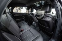 Interieur_Audi-A8-55-TFSI_17