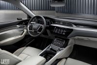 Interieur_Audi-E-Tron_21
                                                        width=