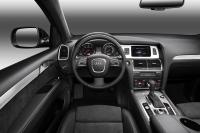 Interieur_Audi-Q7-2009_67