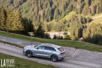 Exterieur_Audi-Q8-50-TDI_7
                                                        width=