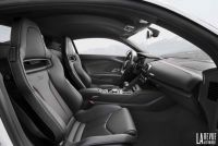 Interieur_Audi-R8-RWS_16