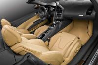 Interieur_Audi-R8-V10-Spyder_27