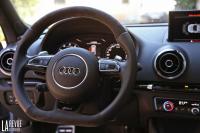 Interieur_Audi-RS3-2015_26
                                                        width=