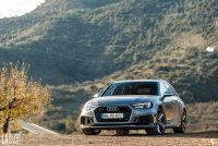 Exterieur_Audi-RS4_6
                                                        width=