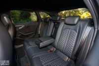 Interieur_Audi-RS4_63
                                                        width=