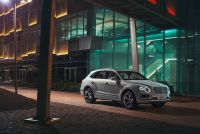 Exterieur_Bentley-Bentayga-Hybrid_4
                                                        width=