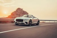 Exterieur_Bentley-Continental-GTC-2019_0