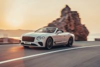 Exterieur_Bentley-Continental-GTC-2019_23
                                                        width=