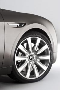 Exterieur_Bentley-Flying-Spur_0
                                                        width=