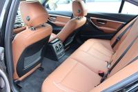 Interieur_Bmw-330e-Hybride_10
                                                        width=