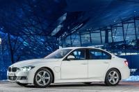 Exterieur_Bmw-330e_10