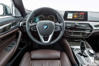 Interieur_Bmw-530d-xDrive-Luxury_18
                                                        width=