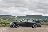 Exterieur_Bmw-750d-xDrive_12
                                                        width=