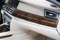 Interieur_Bmw-760Li-2009_23
                                                        width=