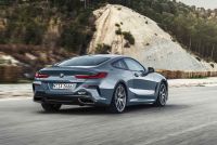 Exterieur_Bmw-850i_15
                                                        width=