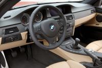 Interieur_Bmw-M3_44
                                                        width=