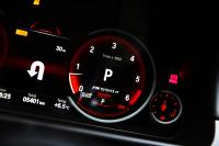 Interieur_Bmw-M550d-Touring-xDrive_38
                                                        width=