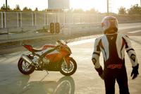 Exterieur_Bmw-S-1000-RR-2015_0
                                                                        width=