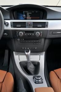 Interieur_Bmw-Serie-3-2008_26