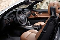 Interieur_Bmw-Serie-3-Cabriolet-2010_15