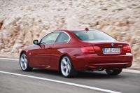 Exterieur_Bmw-Serie-3-Coupe-2010_2