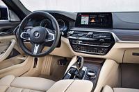 Interieur_Bmw-Serie-5-Touring-2017_16