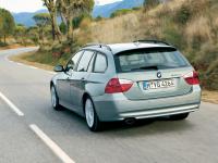 Exterieur_Bmw-Serie3-Break_26
                                                        width=