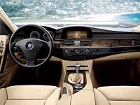 Interieur_Bmw-Serie5_99
                                                        width=