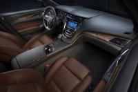 Interieur_Cadillac-CTS-2014_15