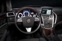 Interieur_Cadillac-SRX-2010_21