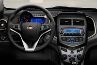 Interieur_Chevrolet-Aveo-2011_24
                                                        width=