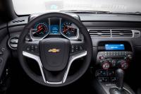 Interieur_Chevrolet-Camaro-2012_16