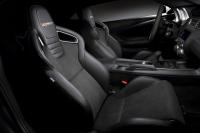 Interieur_Chevrolet-Camaro-2014_9