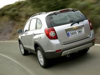 Exterieur_Chevrolet-Captiva_13
                                                        width=