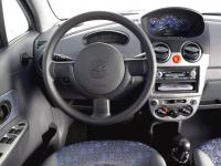 Interieur_Chevrolet-Matiz_16
                                                        width=