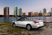 Exterieur_Chrysler-200-Cabriolet_17