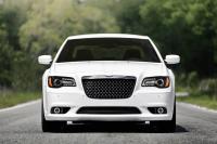 Exterieur_Chrysler-300-SRT8_1
                                                        width=