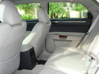 Interieur_Chrysler-300C_48