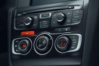 Interieur_Citroen-C4-2011_37