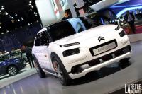 Exterieur_Citroen-C4-Cactus-Airflow_4