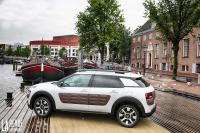 Exterieur_Citroen-C4-Cactus-PureTech-110-Shine_3