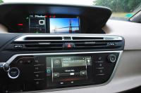 Interieur_Citroen-C4-Picasso-2-THP-156-Exclusive_23