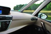 Interieur_Citroen-C4-Picasso-2-THP-156-Exclusive_22
                                                        width=